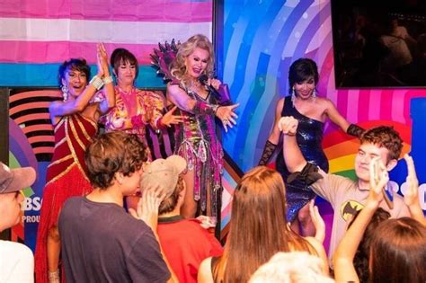 club trans barcelona|Best LGBT places to meet Transgender people in Barcelona